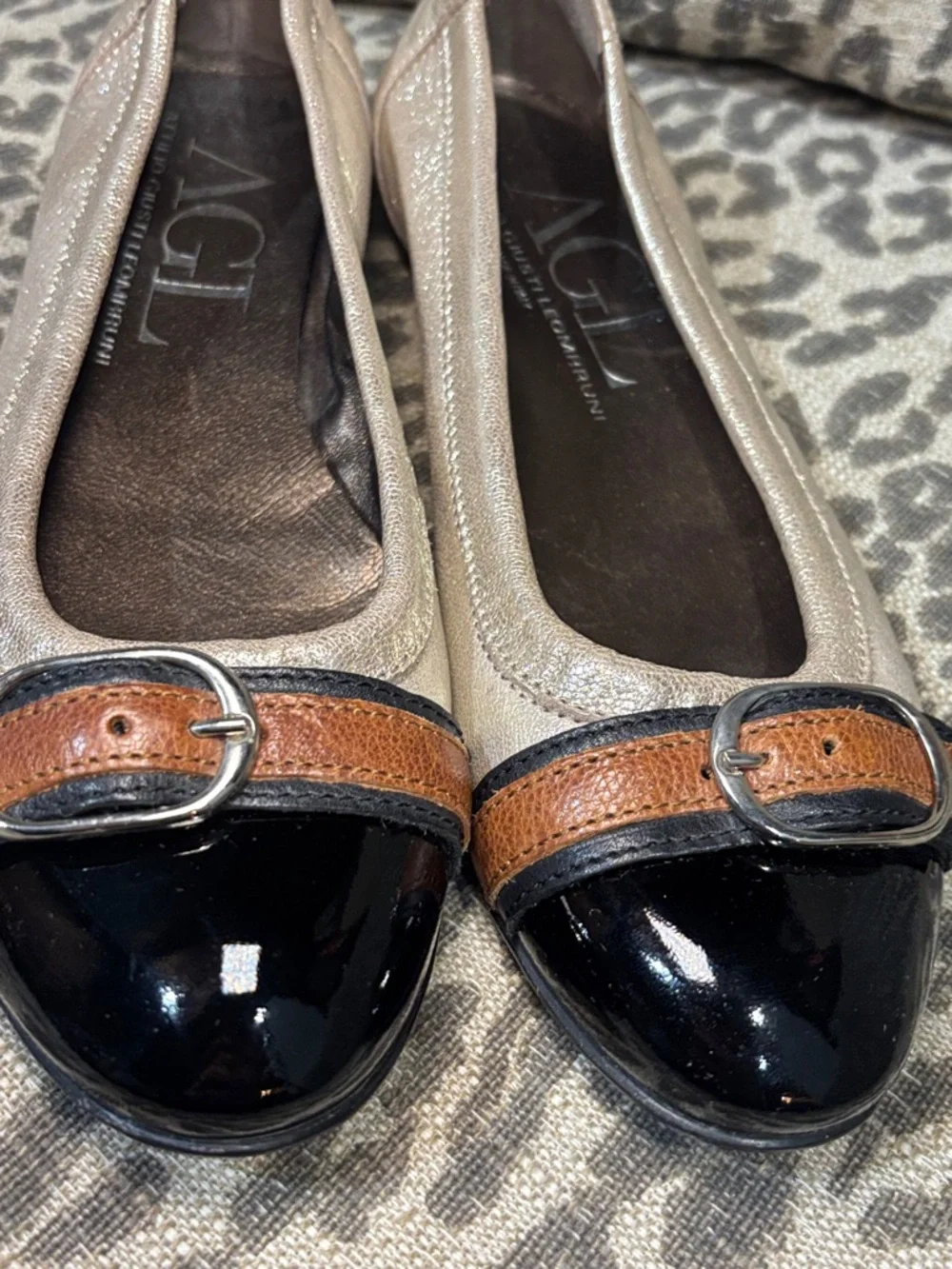 AGL gold metallic flats patent leather toe leather buckle  preppy casual shoe 37